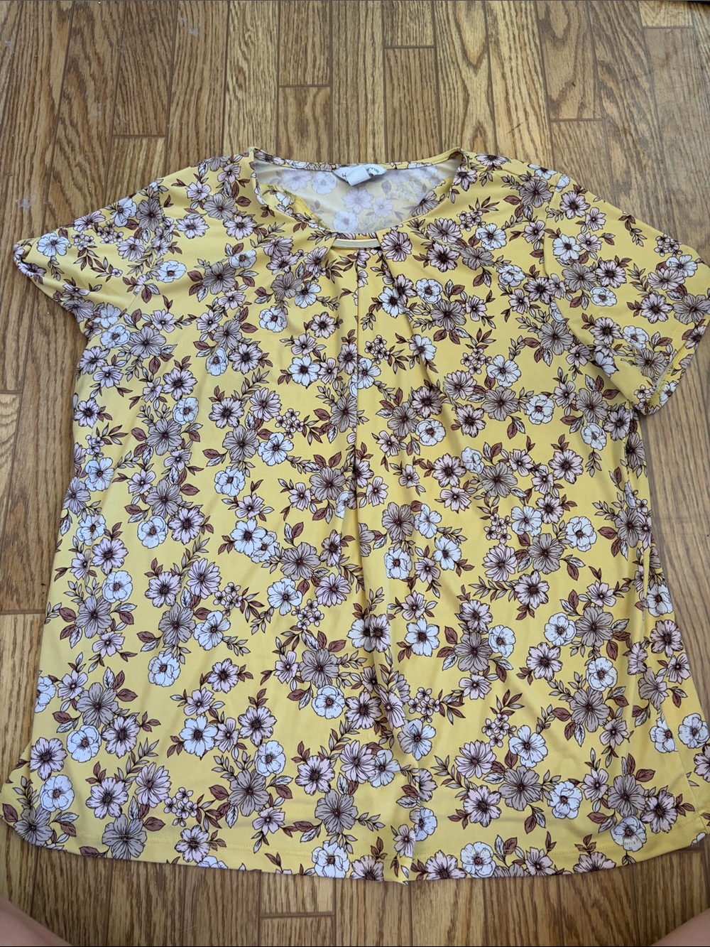 Liz Claiborne Yellow Floral Short-Sleeve Tee